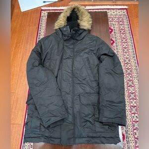GAP ColdControl Max Black Faux Fur Hood Parka – Size M – Brand New